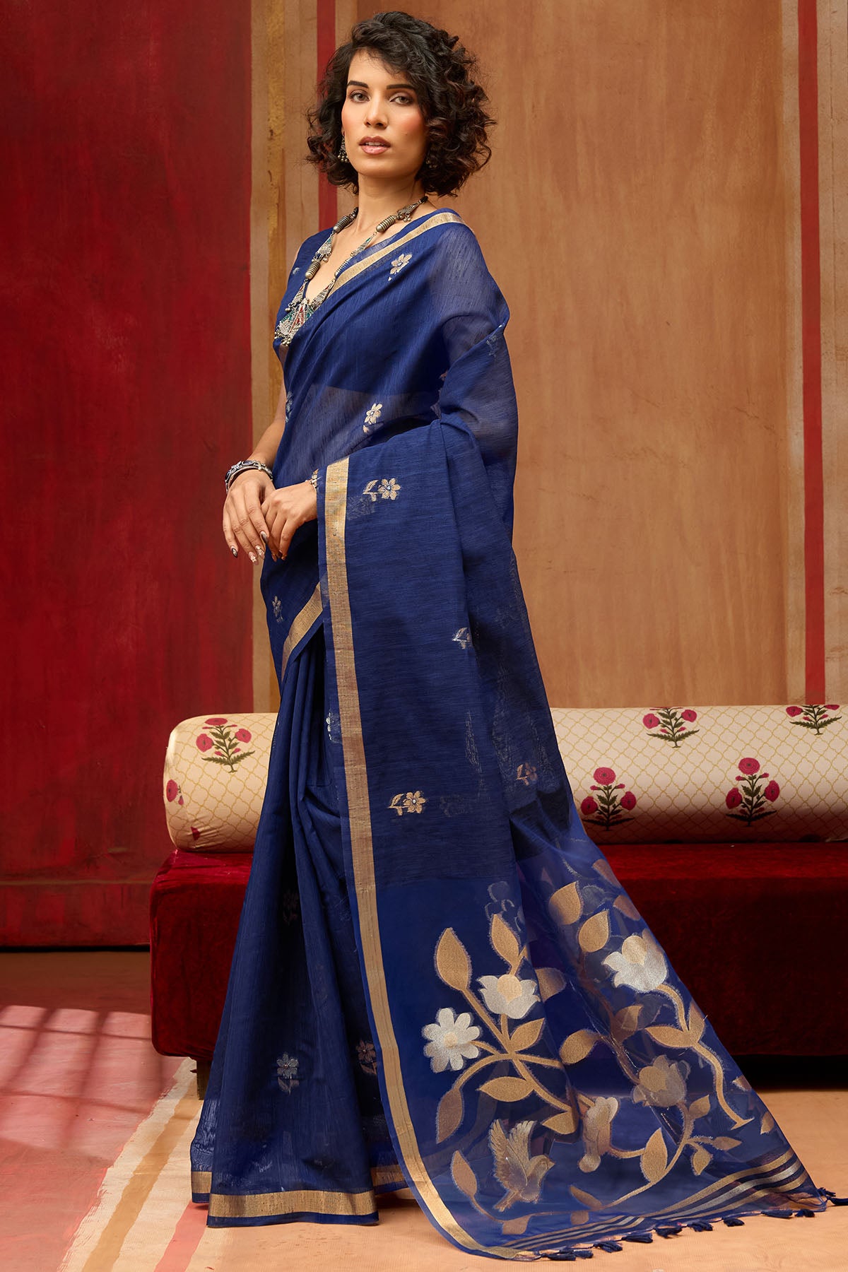 Desuetude Navy Blue Pure Munga Cotton Silk Saree With Supernal Blouse Piece