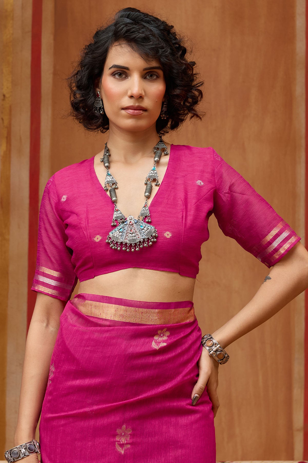 Evocative Dark Pink Pure Munga Cotton Silk Saree With Precious Blouse Piece