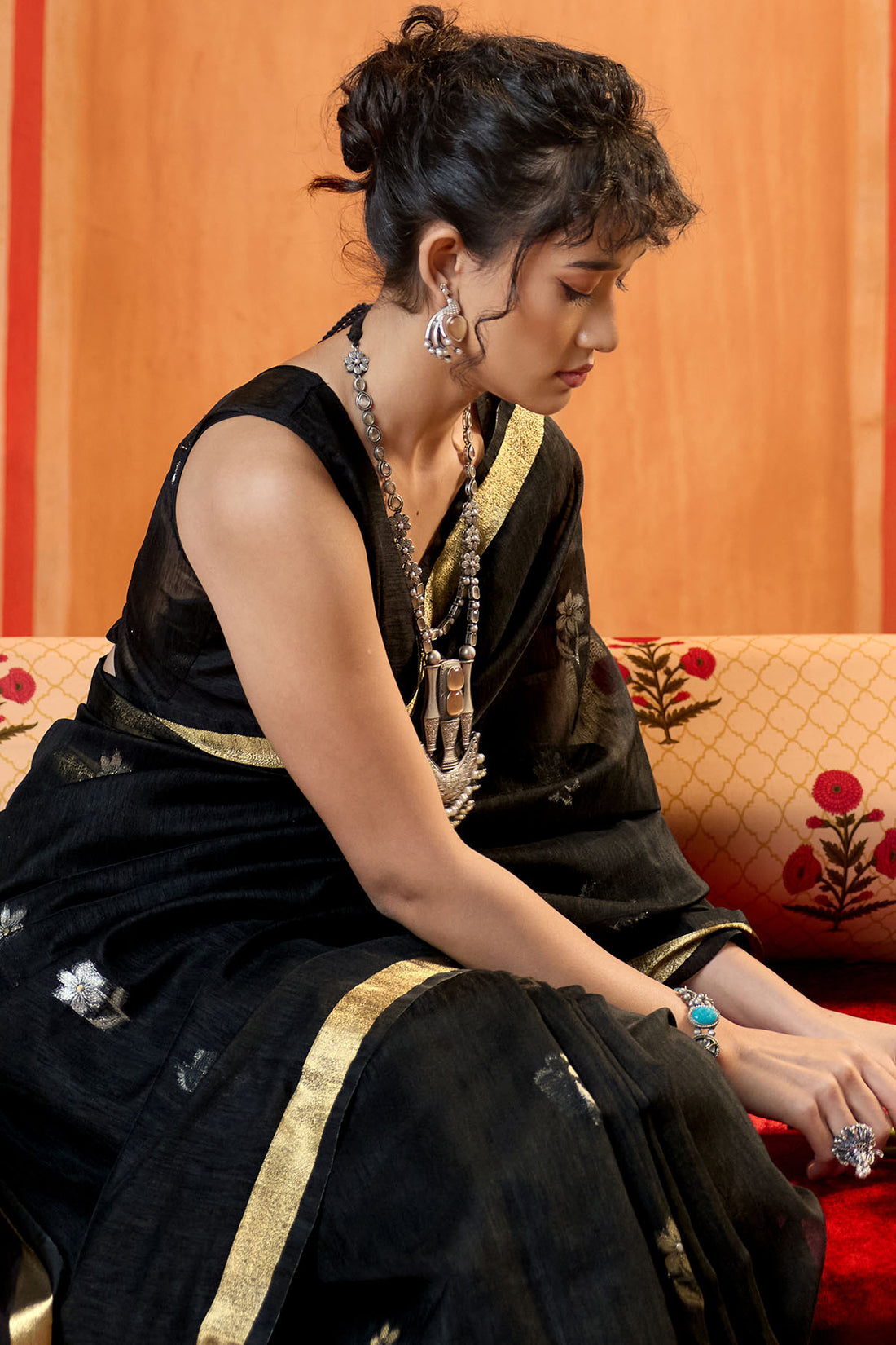 Unequalled Black Pure Munga Cotton Silk Saree With Elaborate Blouse Piece