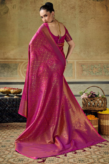 Intricate Purple Kanjivaram Silk Saree With Scrumptious Blouse Piece