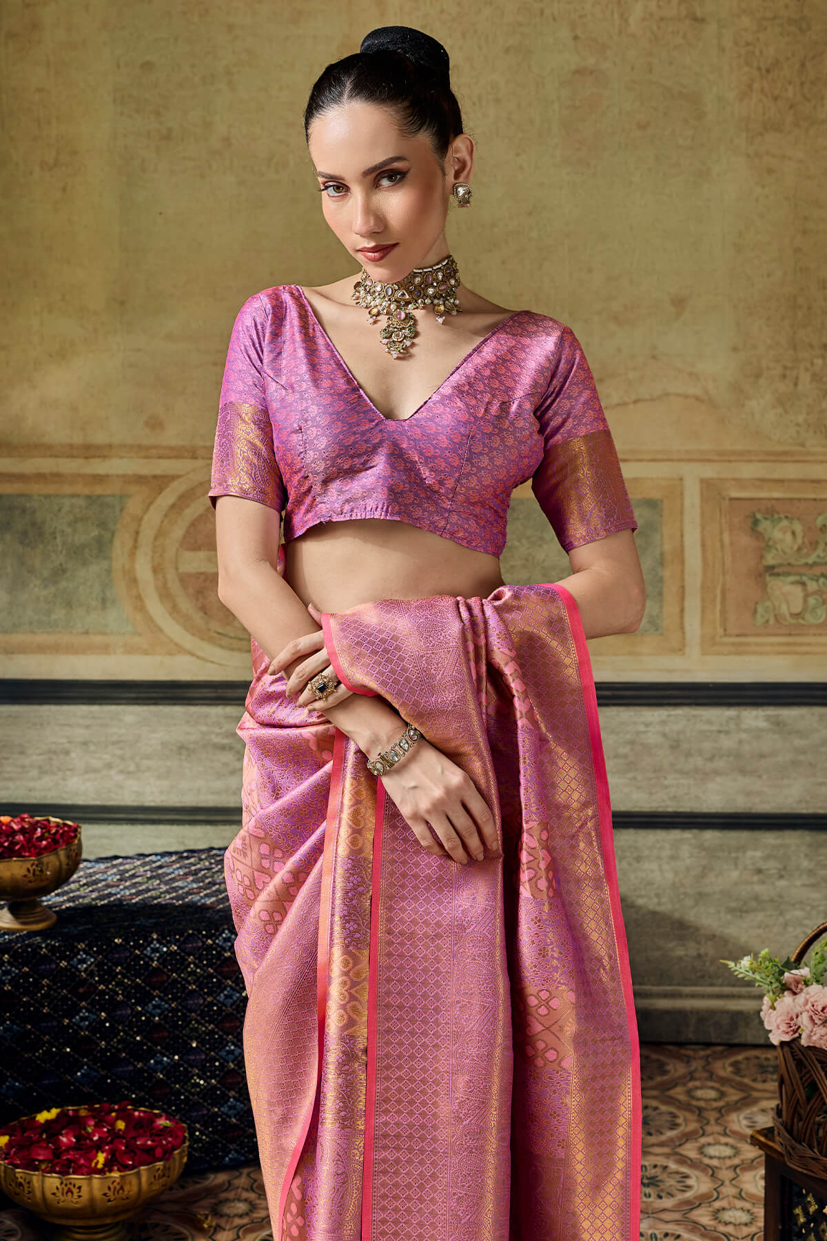Denouement Pink Kanjivaram Silk Saree With Scintillating Blouse Piece