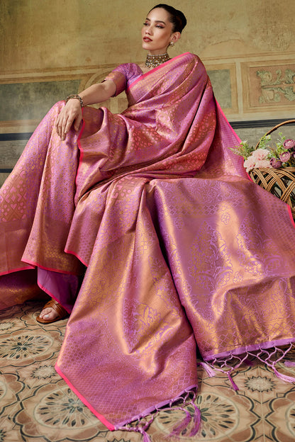Denouement Pink Kanjivaram Silk Saree With Scintillating Blouse Piece