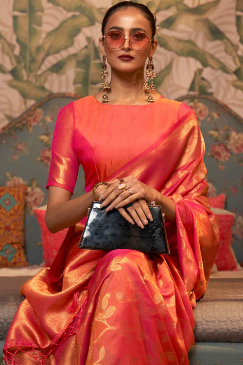 Load image into Gallery viewer, Mesmeric Pink Kanjivaram Silk Saree with Glorious Blouse Piece
