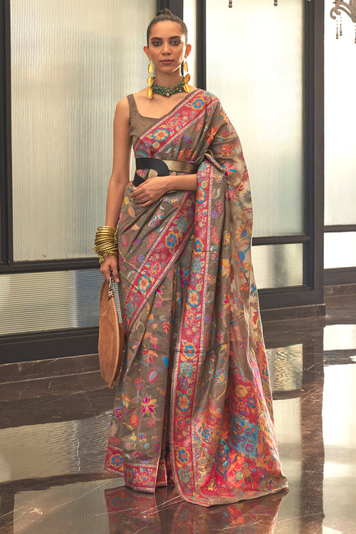 Load image into Gallery viewer, Mesmeric Grey Cotton Silk Saree With Fairytale Blouse Piece
