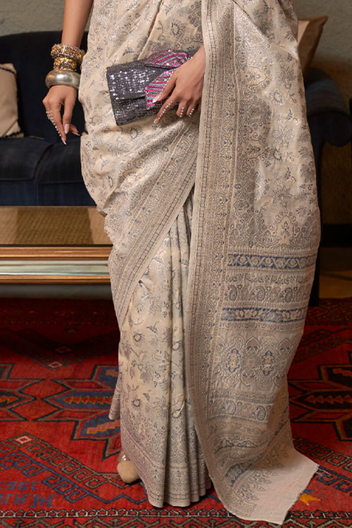 Load image into Gallery viewer, Amiable Beige Cotton Silk Saree With Unequalled Blouse Piece
