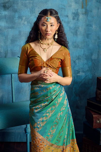 Posh Rama Soft Pochampally Silk Saree With Outstanding Blouse Piece