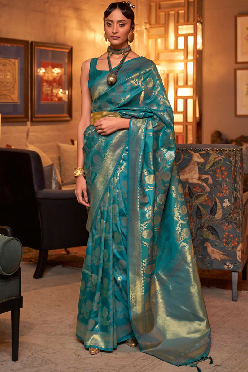 Flameboyant Turquoise Soft Banarasi Silk Saree With Adoring Blouse Piece