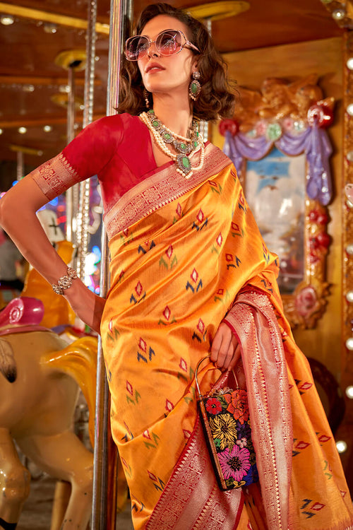 Load image into Gallery viewer, Moiety Yellow Soft Banarasi Silk Saree With Effulgent Blouse Piece
