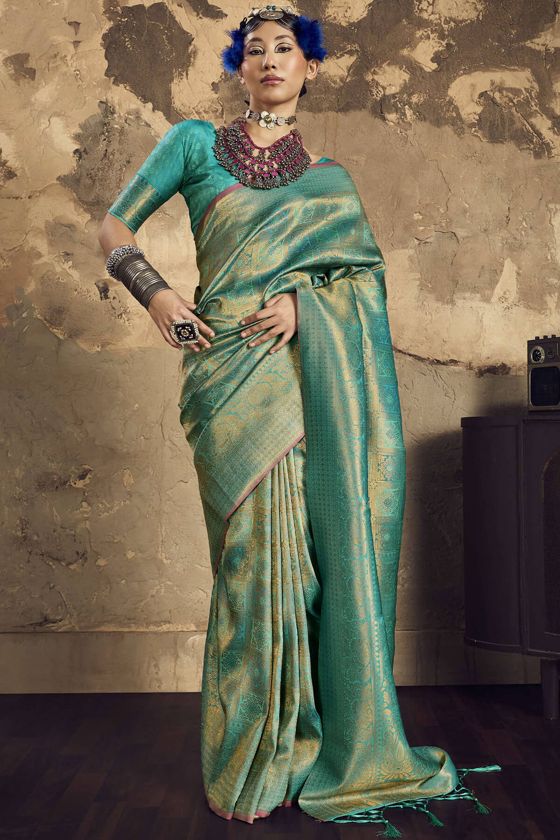 Charming Green Kanjivaram Silk Saree With Assemblage Blouse Piece