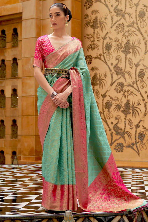 Load image into Gallery viewer, Unique Sea Green Kanjivaram Silk Saree With Outstanding Blouse Piece
