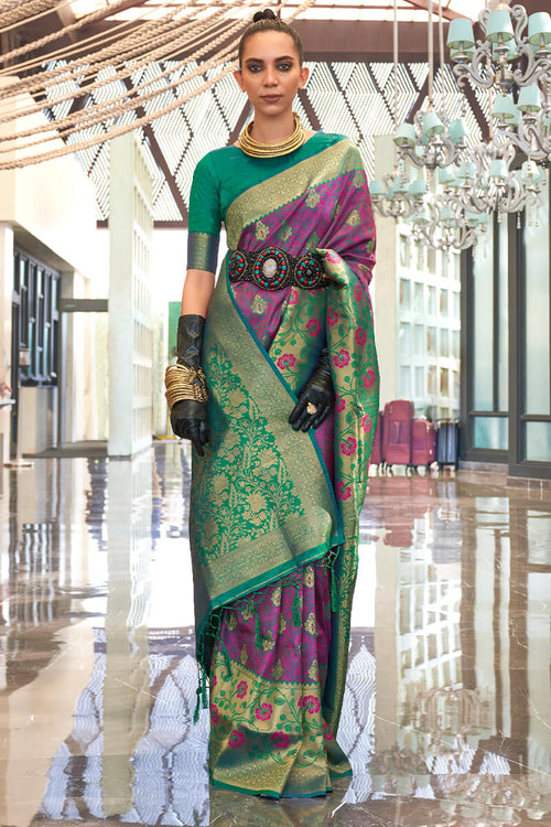 Load image into Gallery viewer, Wonderful Magenta Soft Banarasi Silk Saree With Dazzling Blouse Piece
