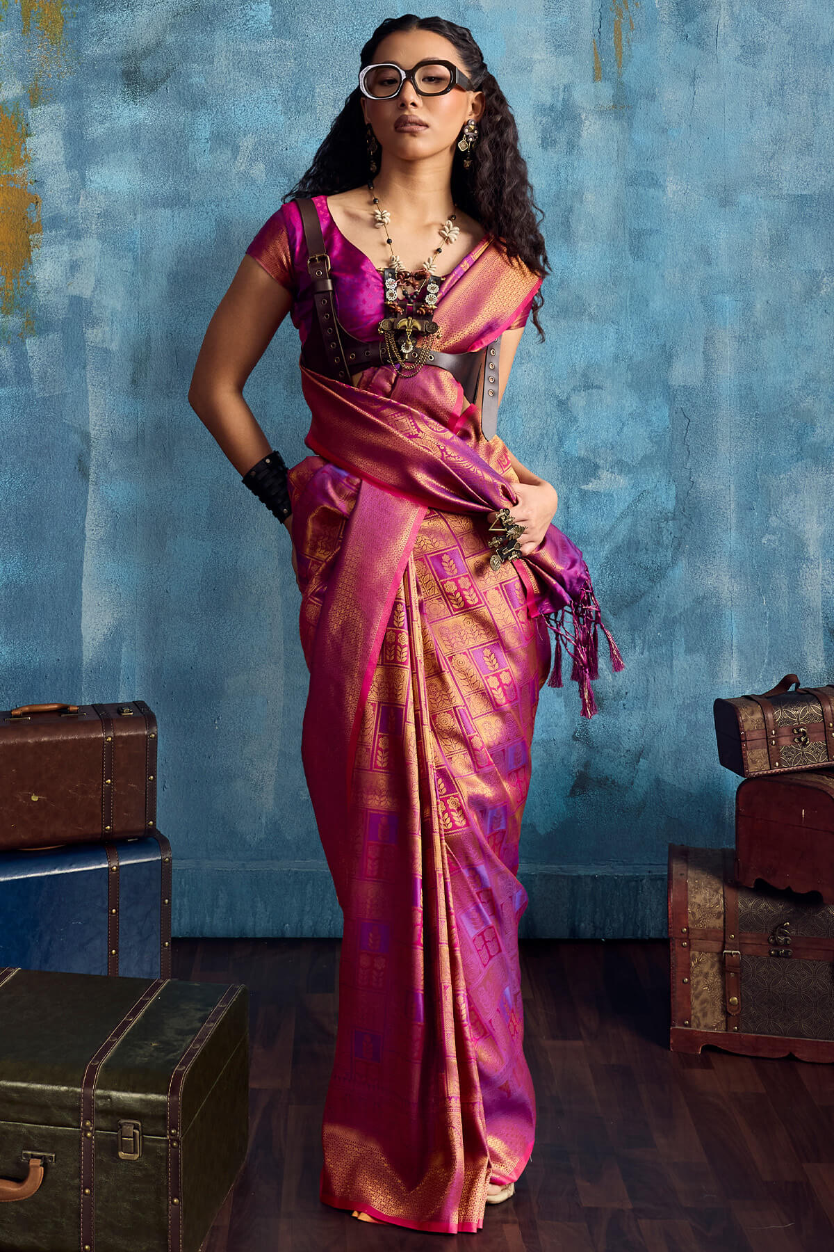 Pleasurable Purple Kanjivaram Silk Saree With Amiable Blouse Piece