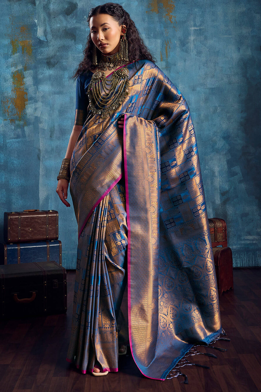 Confounding Navy Blue Kanjivaram Silk Saree With Groovy Blouse Piece