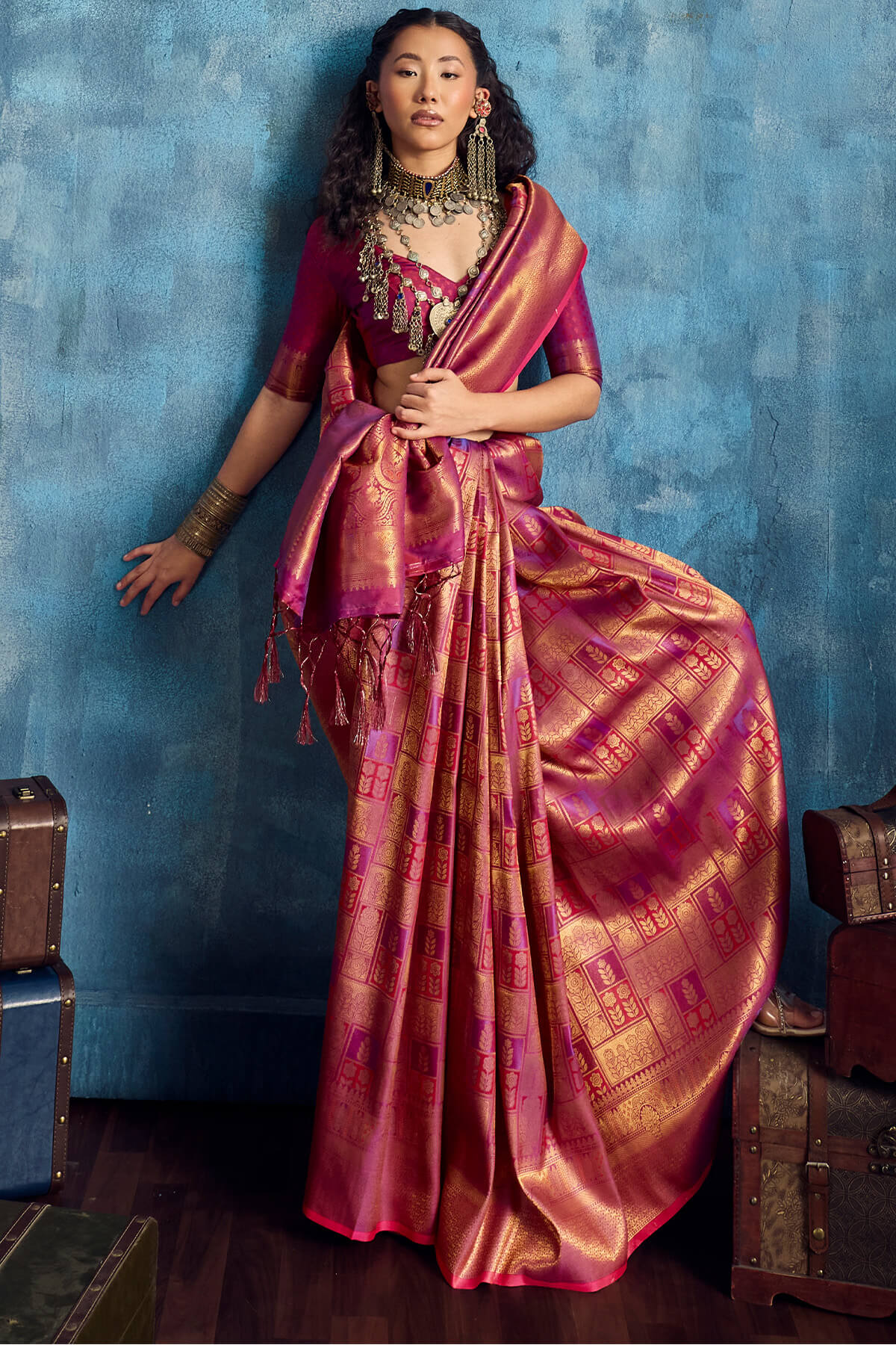 Traditional Wine Kanjivaram Silk Saree With Winsome Blouse Piece