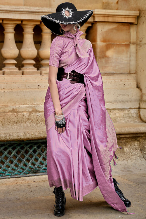 Load image into Gallery viewer, Tempting Lavender Soft Banarasi Silk Saree With Exquisite Blouse Piece
