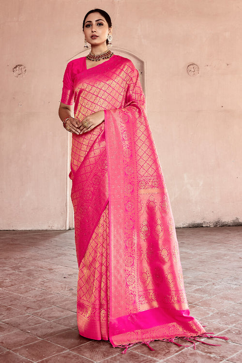 Load image into Gallery viewer, Nemesis Dark Pink Kanjivaram Silk Saree With Evocative Blouse Piece
