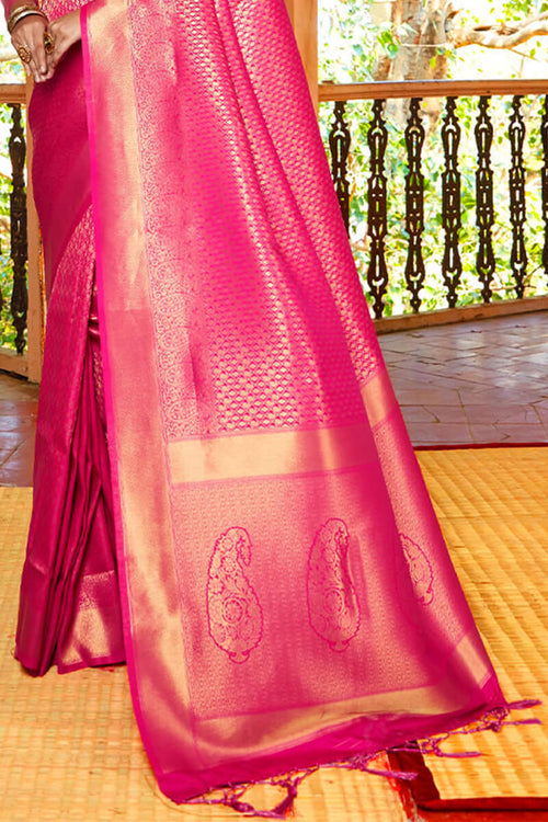 Load image into Gallery viewer, Classy Magenta Kanjivaram Silk Saree With Sensational Blouse Piece
