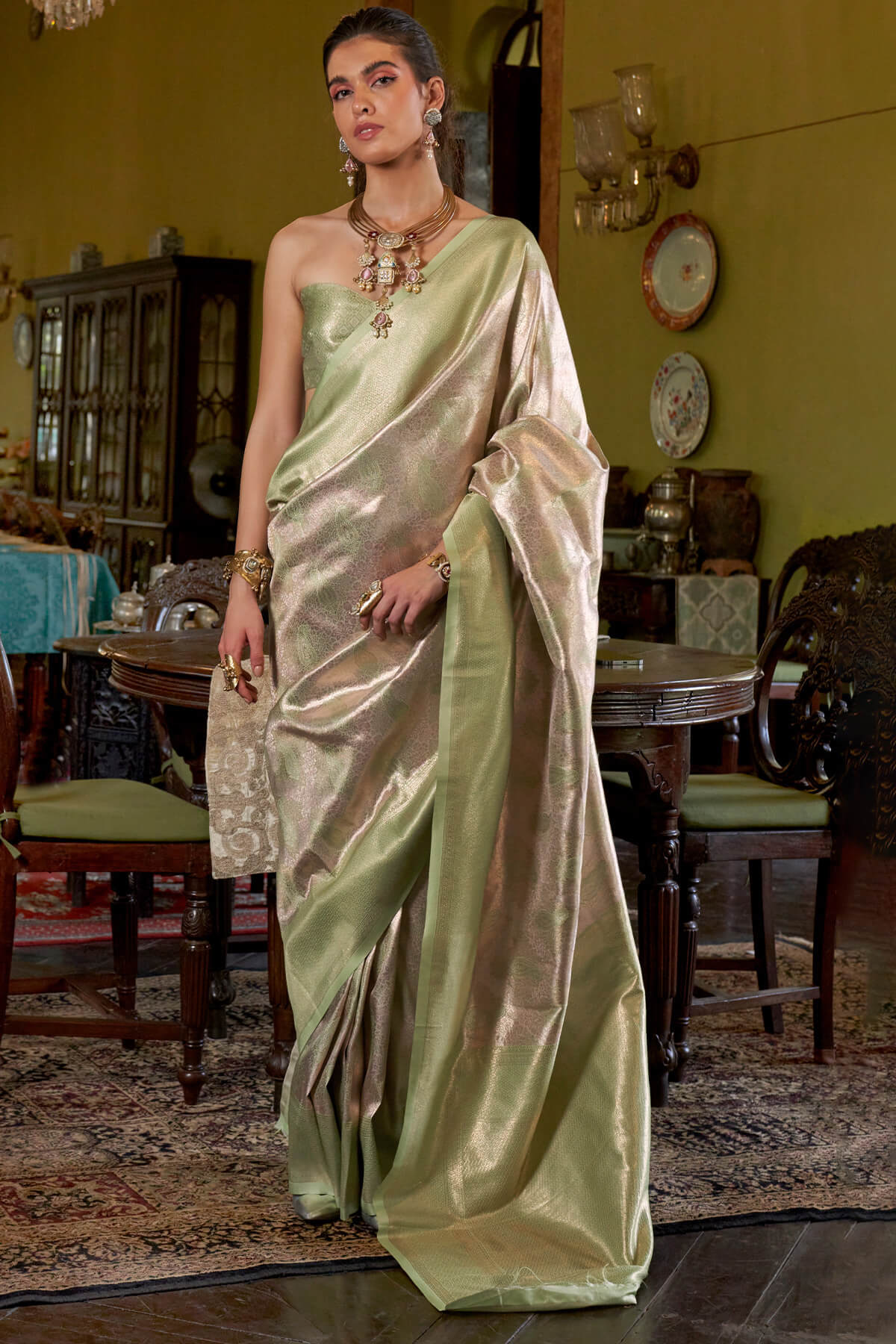 Transcendent Pista Kanjivaram Silk Saree With Enthralling Blouse Piece