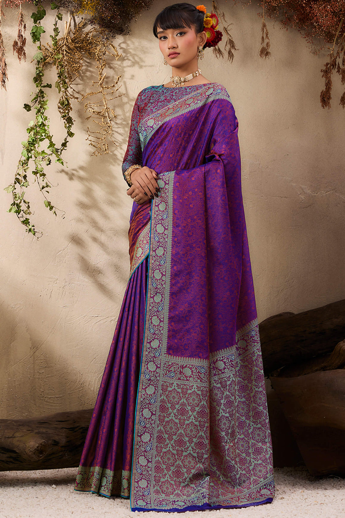 Imbrication Purple Kanjivaram Silk Saree With Hypnotic Blouse Piece