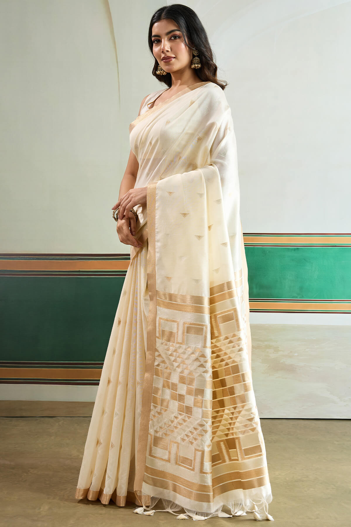 Whimsical Beige Pure Zari Weaving Banarasi Tussar Silk Saree With Aplomb Blouse Piece