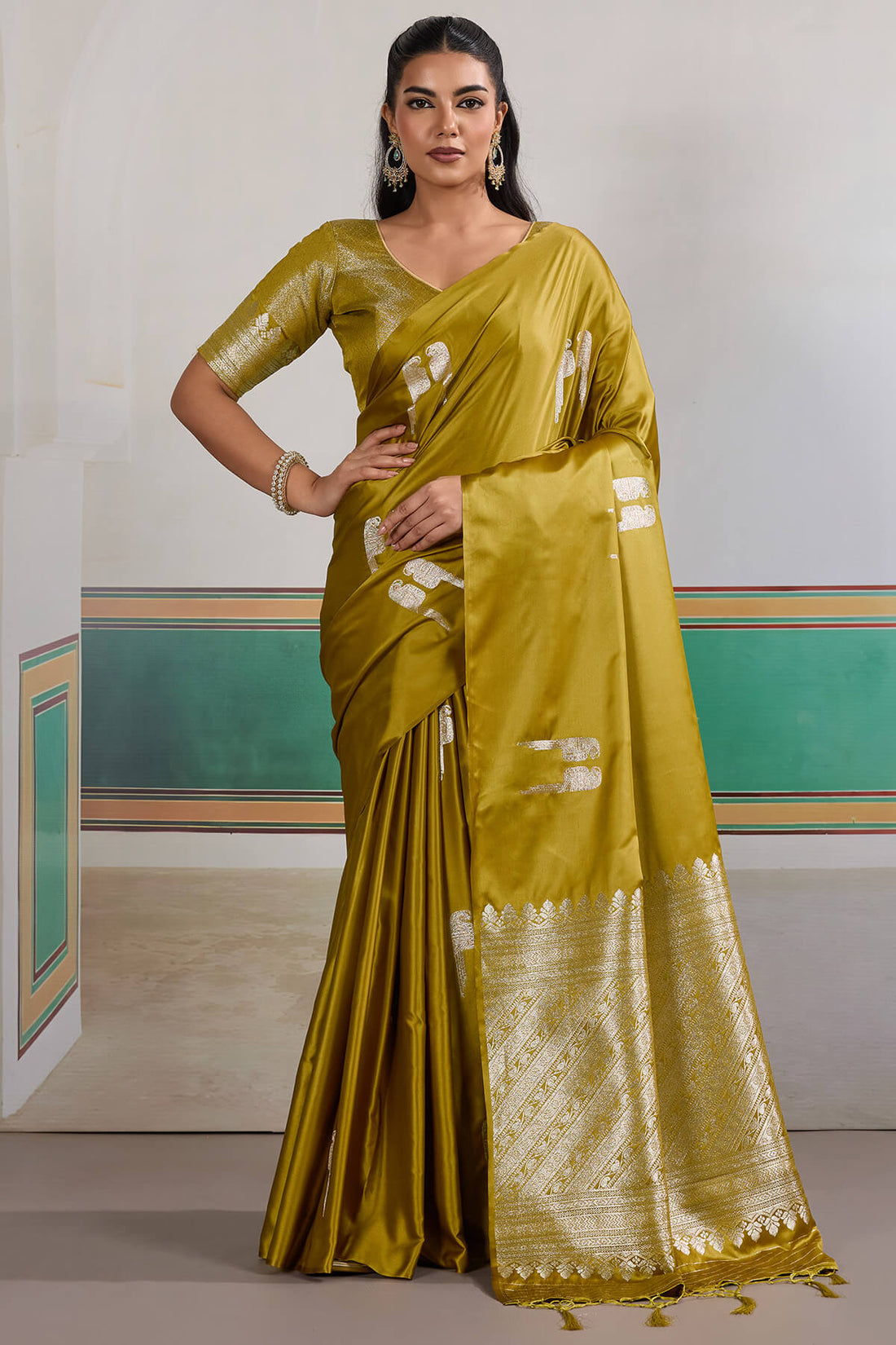 Efflorescence Mustard Banarasi Satin Silk Saree With Comely Blouse