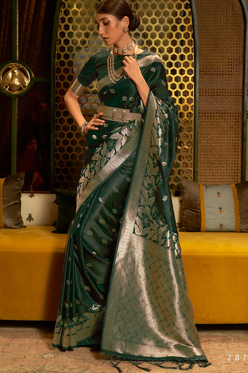 Load image into Gallery viewer, Beauteous Dark Green Soft Banarasi Silk Saree With Classic Blouse Piece
