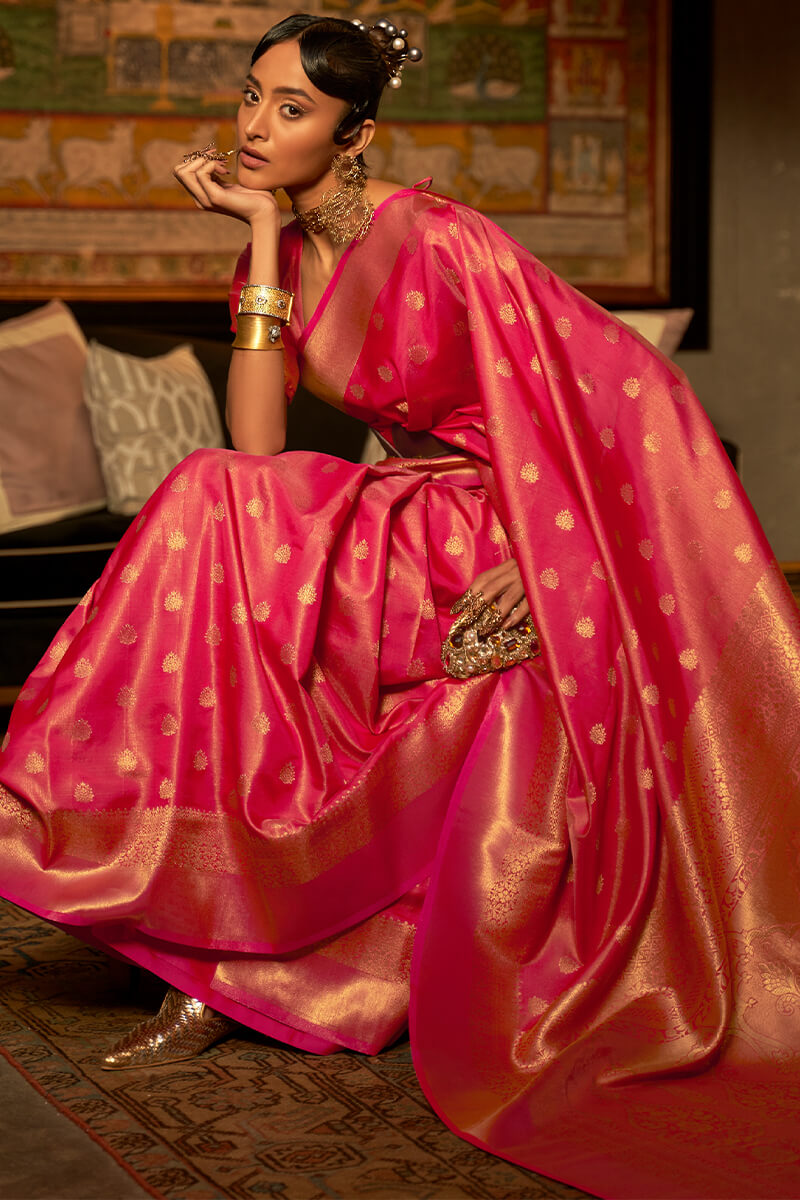 Adorning Dark Pink Kanjivaram Silk Saree With Invaluable Blouse Piece