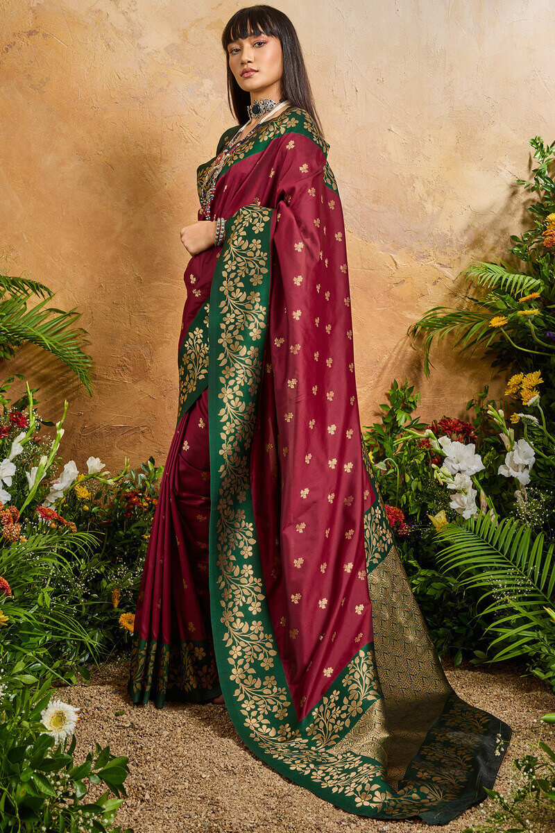 Imbrication Maroon Pure Zari Weaving Banarasi Silk Saree With Bewitching Blouse Piece
