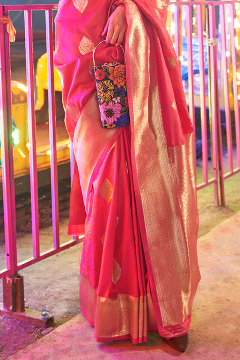 Prominent Dark Pink Soft Banarasi Silk Saree With Desirable Blouse Piece