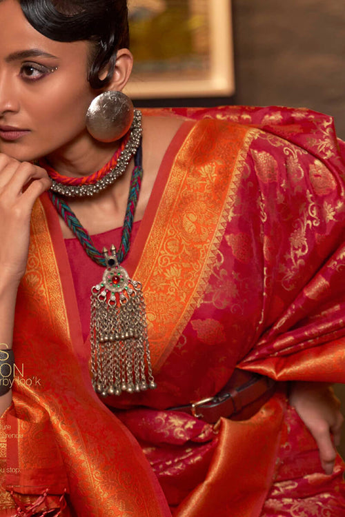 Load image into Gallery viewer, Seraglio Maroon Kanjivaram Silk Saree With Enchanting Blouse Piece
