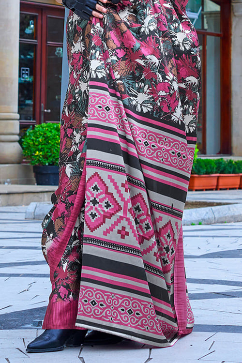 Load image into Gallery viewer, Desiring Magenta Digital Printed Satin Silk Saree With Opulent Blouse Piece
