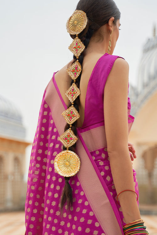 Load image into Gallery viewer, Petrichor Magenta Soft Banarasi Silk Saree With Vestigial Blouse Piece
