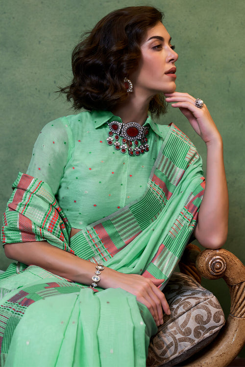 Load image into Gallery viewer, Trendy Sea Green Cotton Silk Saree With Sizzling Blouse Piece
