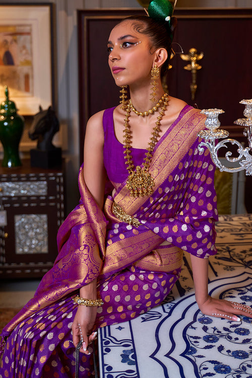 Load image into Gallery viewer, Enticing Purple Soft Banarasi Silk Saree With Evanescent Blouse Piece
