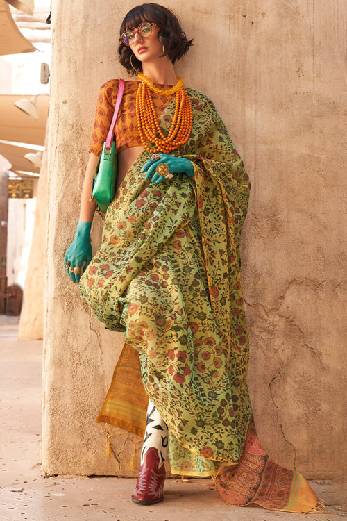 Load image into Gallery viewer, Trendy Green Digital Printed Tissue Silk Saree With Classy Blouse Piece
