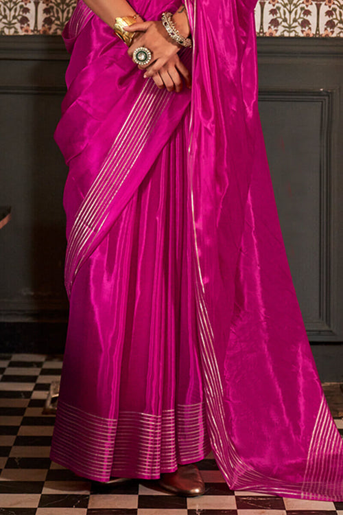 Load image into Gallery viewer, Sensational Magenta Soft Banarasi Silk Saree With Stylish Blouse Piece
