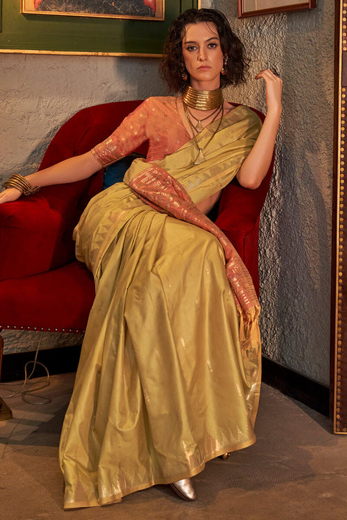 Load image into Gallery viewer, Hypnotic Yellow Soft Banarasi Silk Saree With Deserving Blouse Piece
