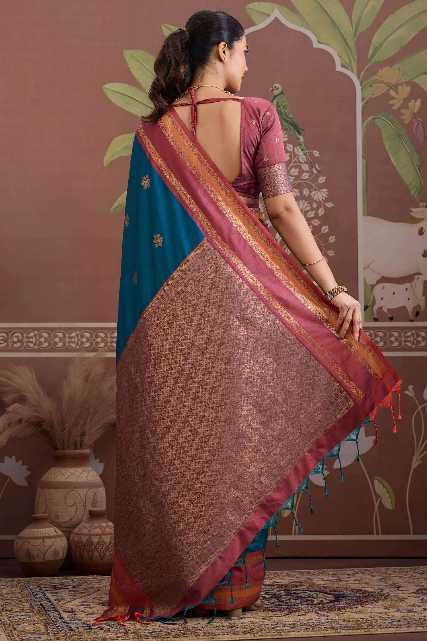 Preferable Navy Blue Banarasi Tussar Silk Saree With Evanescent Blouse Piece