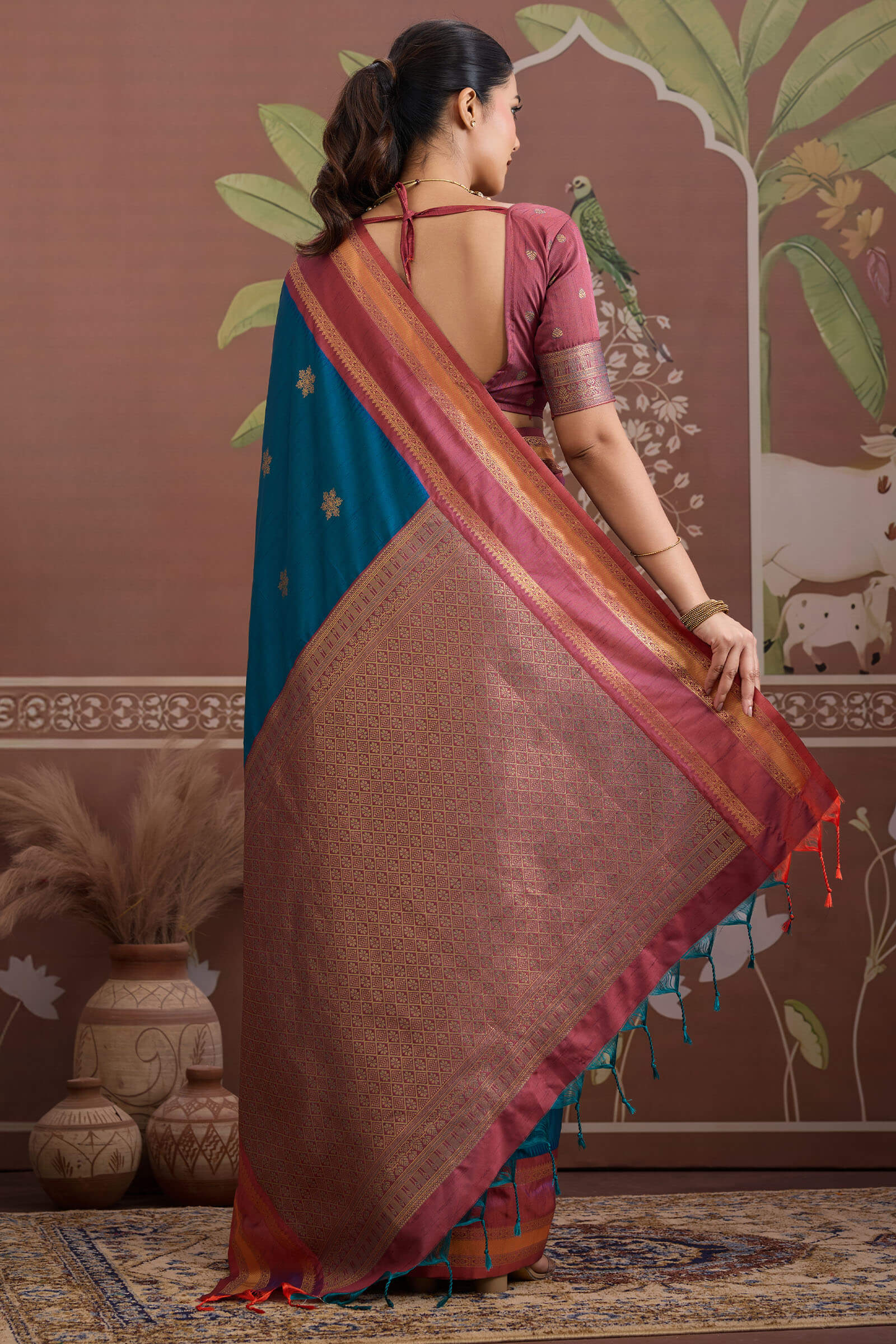 Preferable Navy Blue Banarasi Tussar Silk Saree With Evanescent Blouse Piece