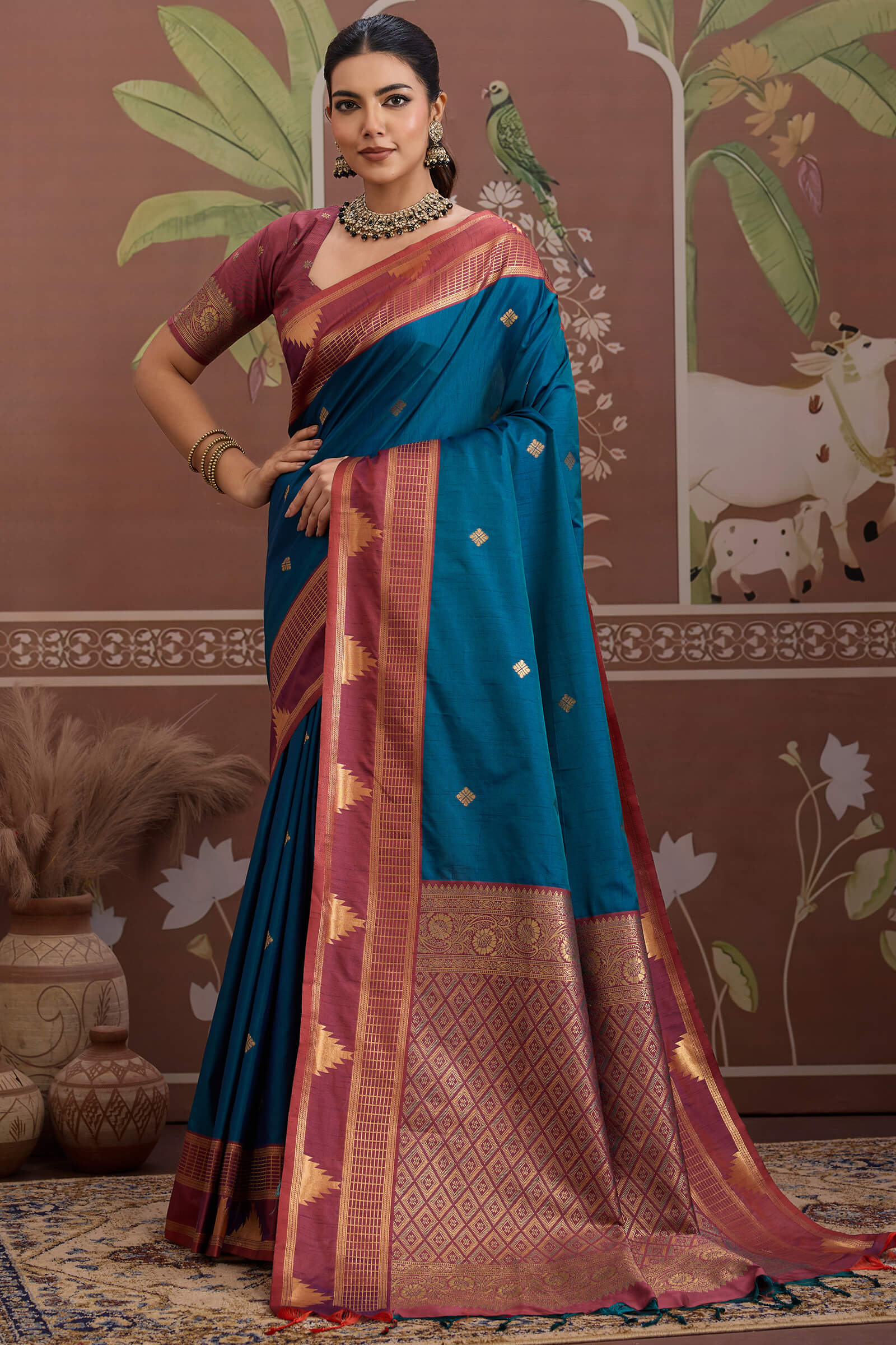 Inimitable Navy Blue Banarasi Tussar Silk Saree With Prettiest Blouse Piece