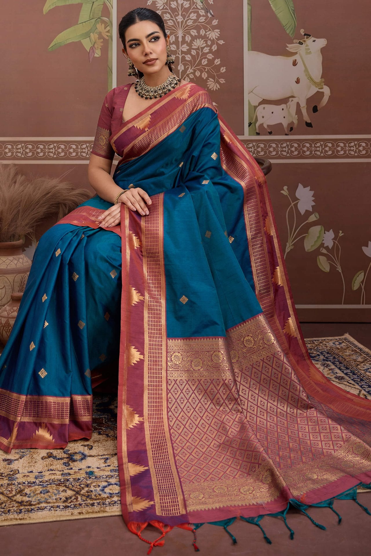 Inimitable Navy Blue Banarasi Tussar Silk Saree With Prettiest Blouse Piece