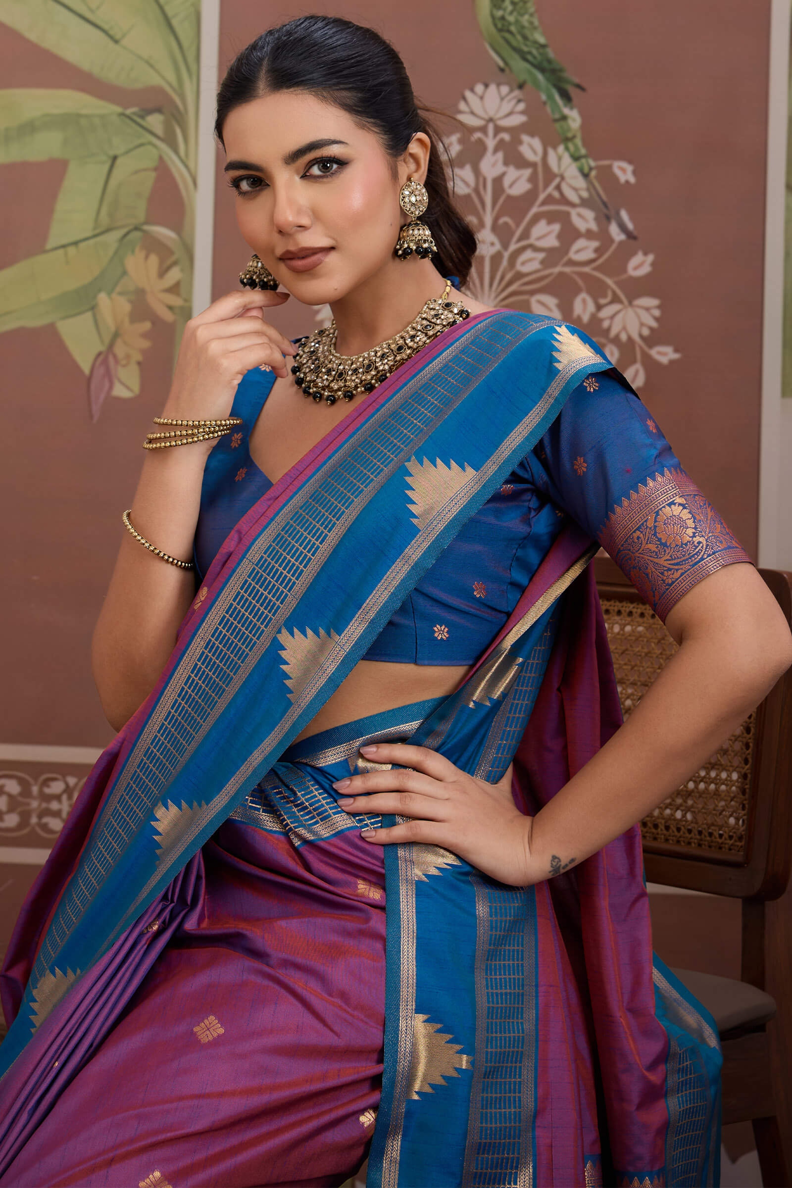 Confounding Lavender Banarasi Tussar Silk Saree With Flattering Blouse Piece