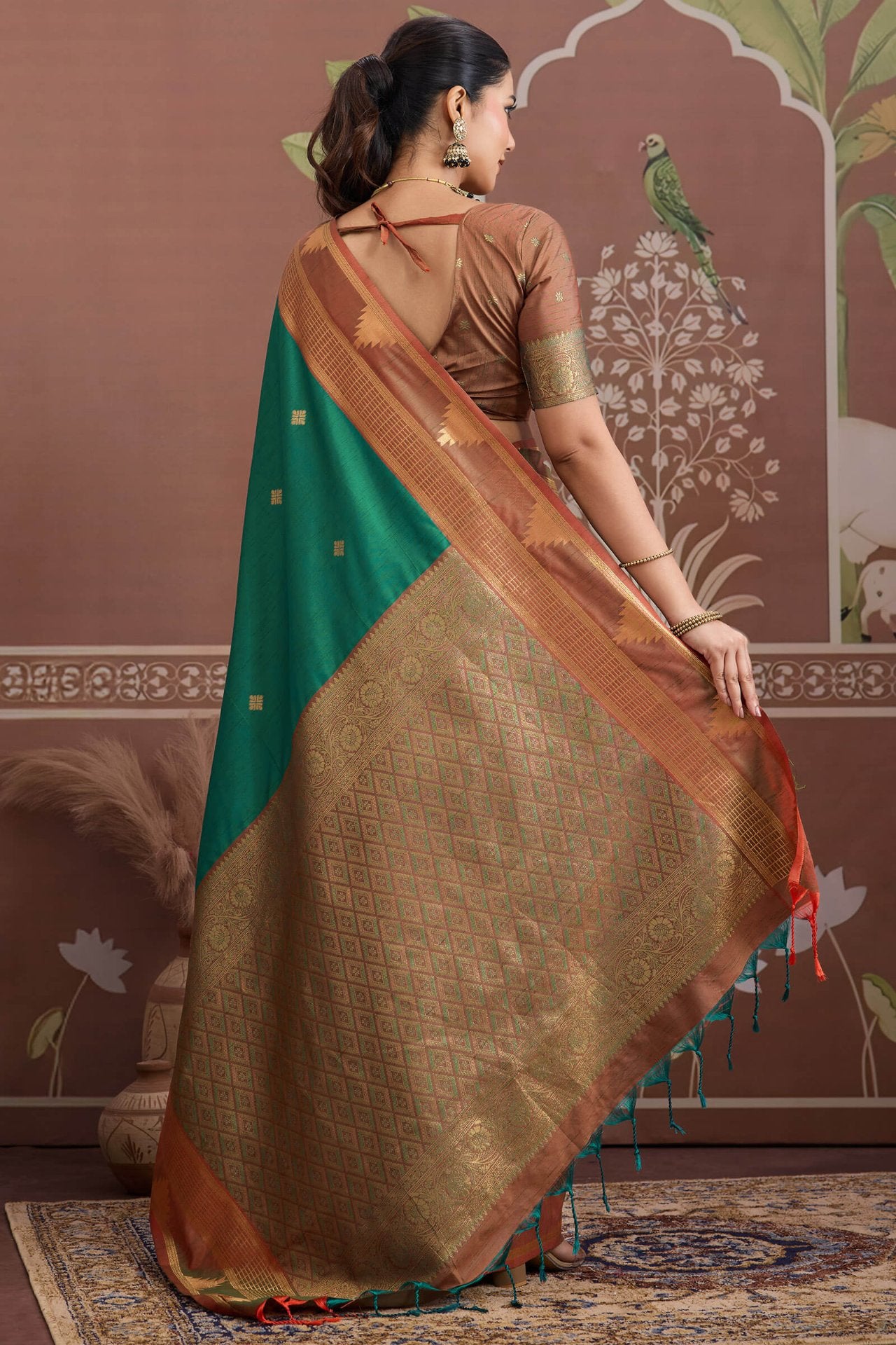 Nemesis Green Banarasi Tussar Silk Saree With Vivacious Blouse Piece