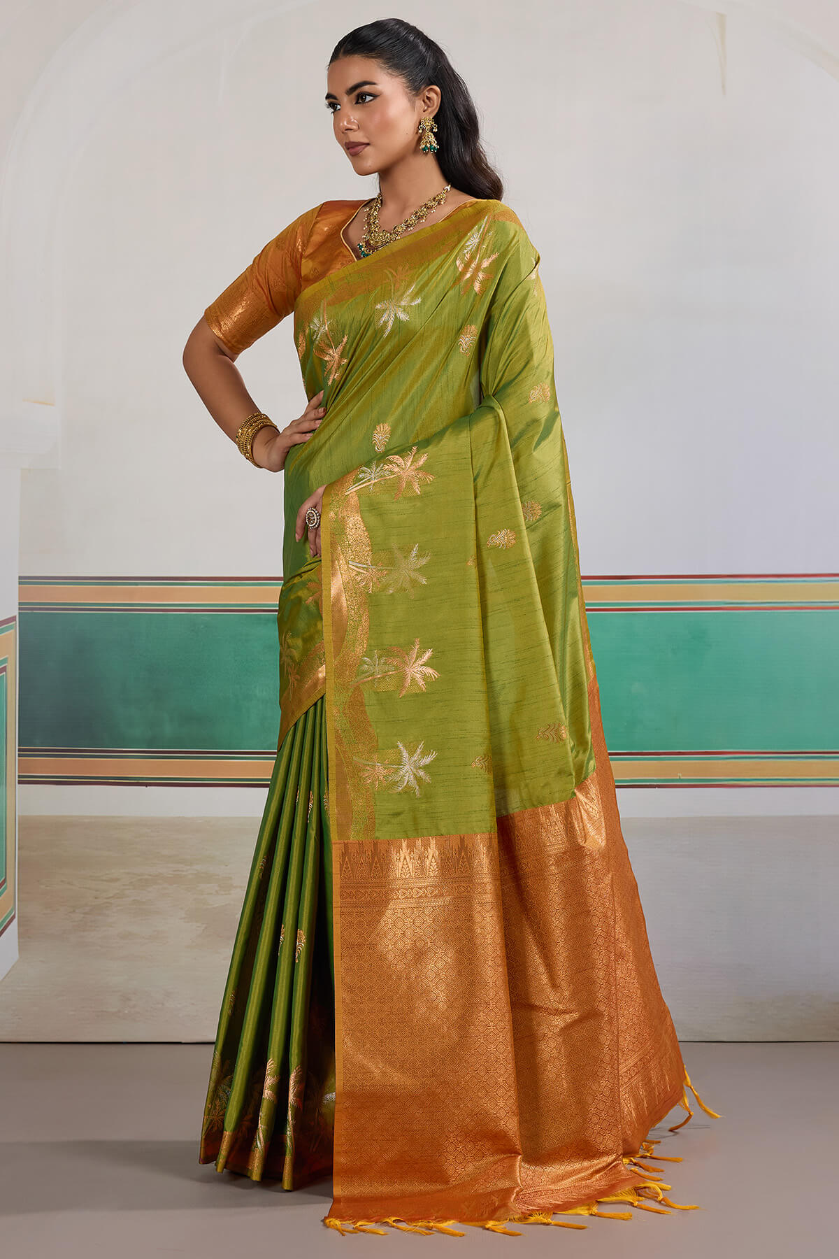 Deserving Green Banarasi Tussar Silk Saree With Magnificat Blouse Piece