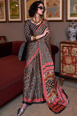 Resplendent Black Digital Printed Satin Silk Saree With Piquant Blouse Piece