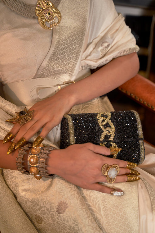 Load image into Gallery viewer, Ravishing Beige Soft Banarasi Silk Saree With Twirling Blouse Piece
