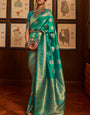 Pleasant Rama Kanjivaram Silk Saree With Ravishing Blouse Piece