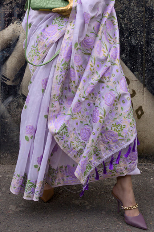 Load image into Gallery viewer, Adoring Lavender Parsi Handloom Woven Banarasi Silk Saree With Blouse Piece
