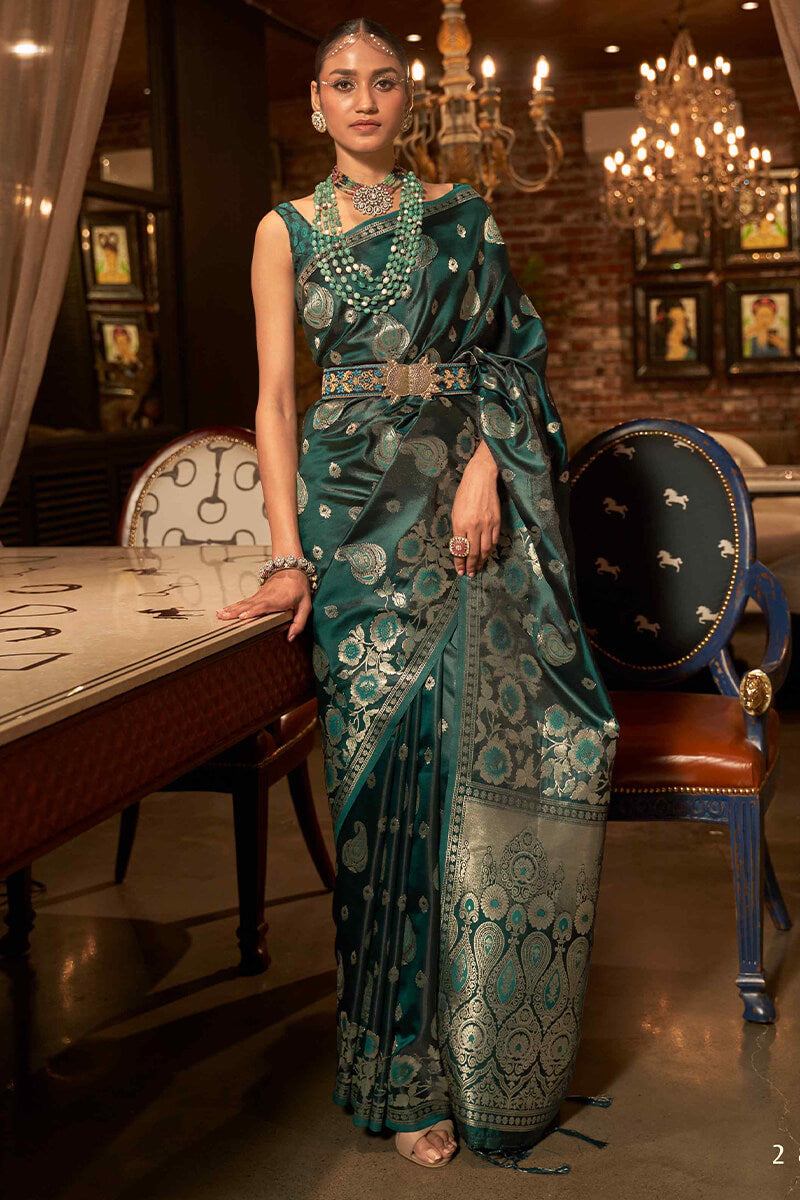 Amazing Dark Green Soft Banarasi Silk Saree With Outstanding Blouse Piece