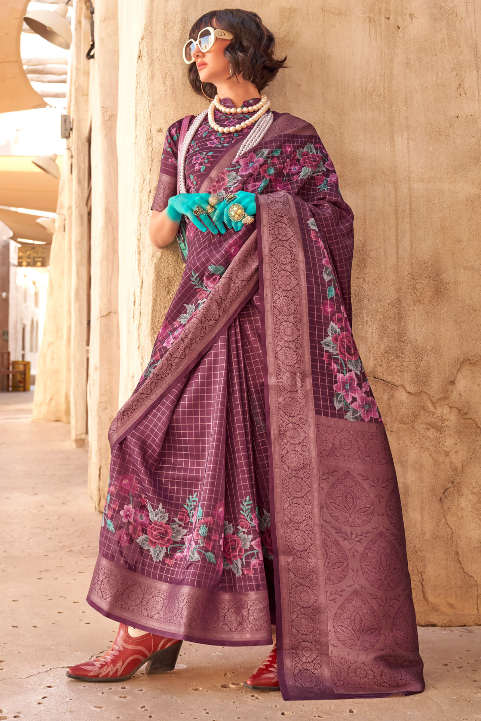 Exuberant Purple Digital Printed Cotton Silk Saree With Pleasant Blouse Piece